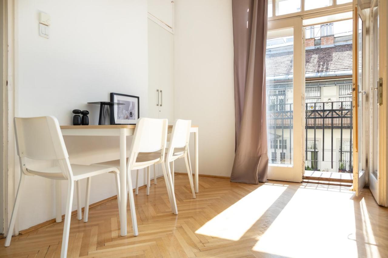 W25 Smart Apartment Budapesta Exterior foto